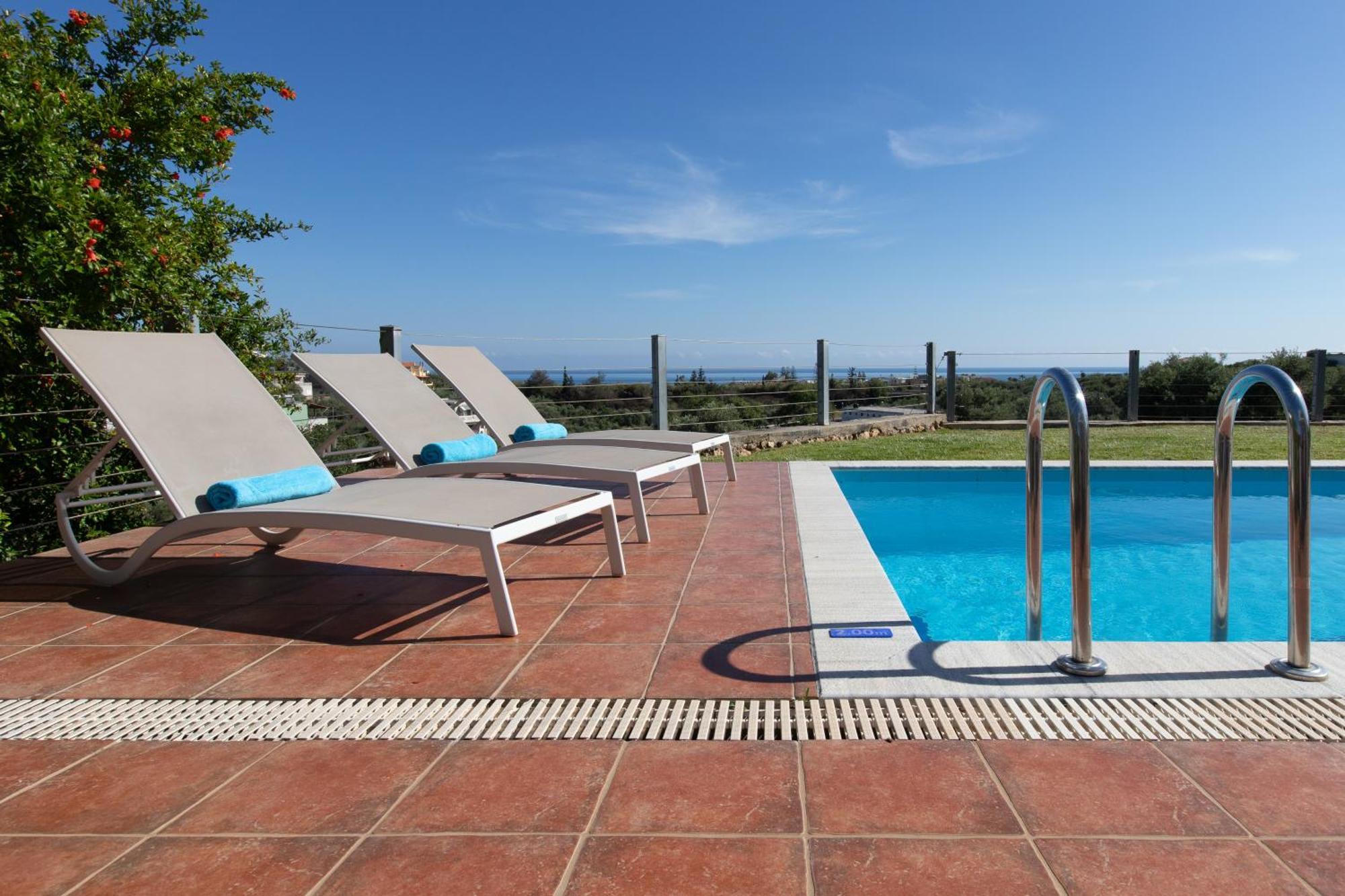 Dimitra Apartment With Private Pool And Sea View -The Ground Floor Of A Two Storey Building Daratsos Exterior photo